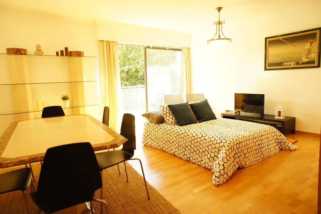 Modern Apartment Near The Bridge Lisabona Exterior foto