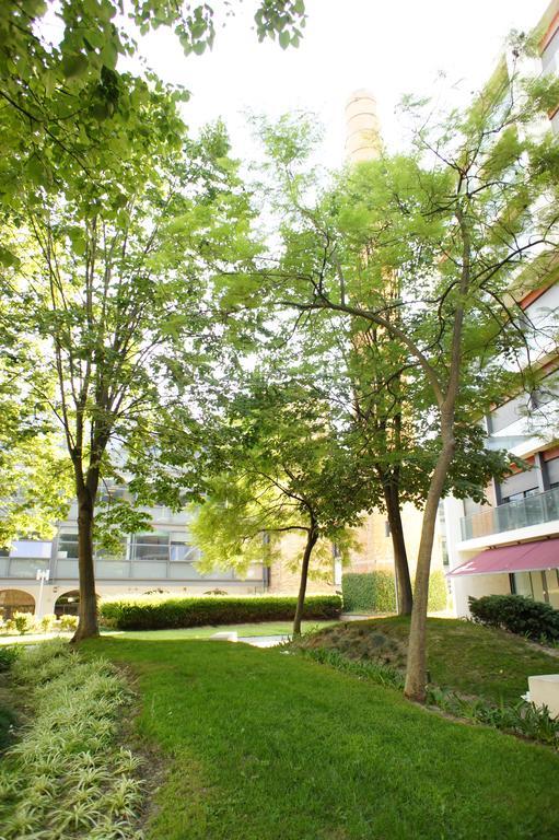 Modern Apartment Near The Bridge Lisabona Exterior foto